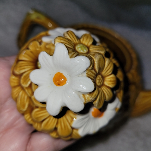 Antique Vintage Mid-Century Fred Robert's Raised Daisy Tea Pot Made In Japan - Picture 6 of 10
